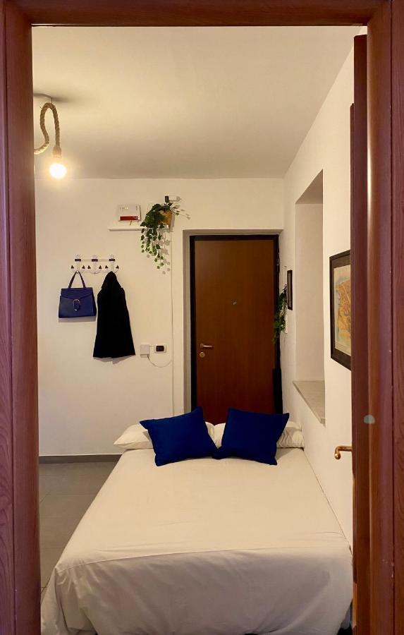 شقة Casa Con Terrazzo In Centro نابولي المظهر الخارجي الصورة